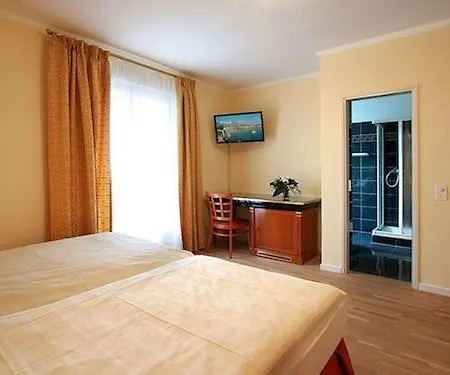 Otel Garni Golf Ascona