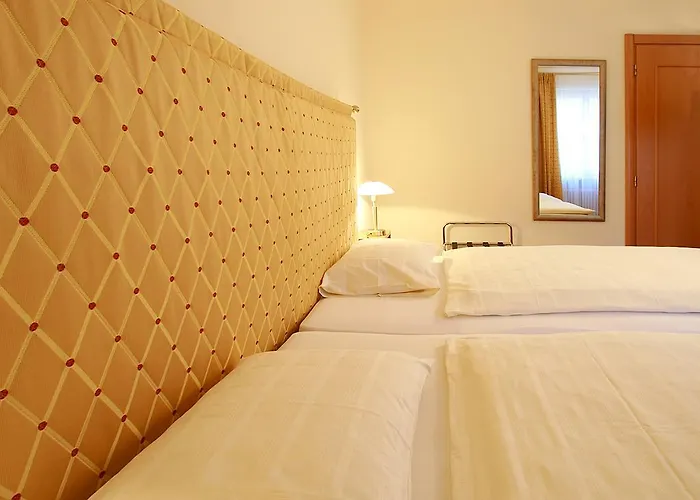 Szálloda Garni Golf 3*