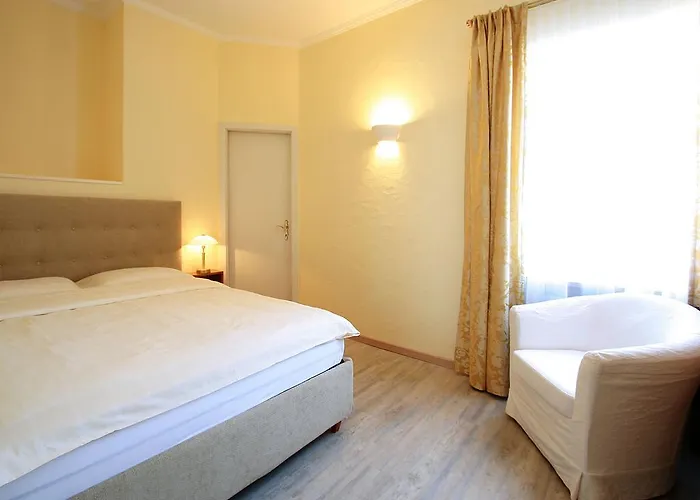 Garni Golf Готель