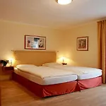 Szálloda Garni Golf