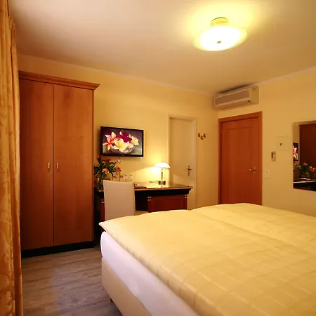 Szálloda Garni Golf 3*